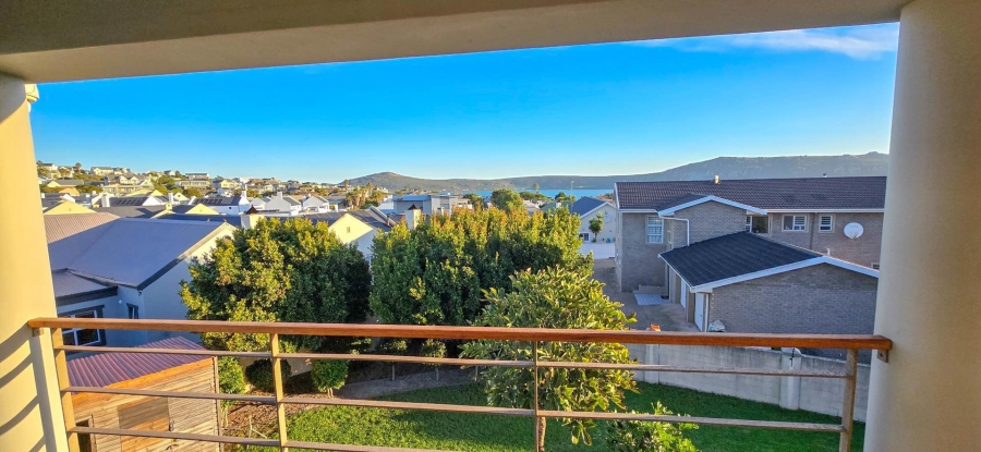 4 Bedroom Property for Sale in Myburgh Park Western Cape